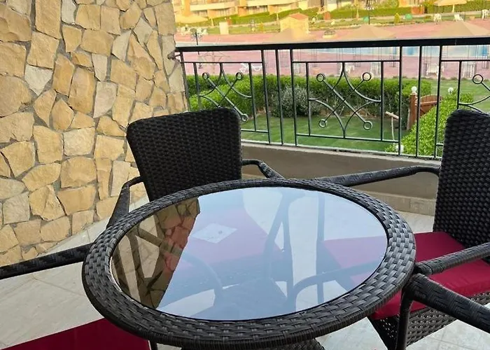 In El Apartment